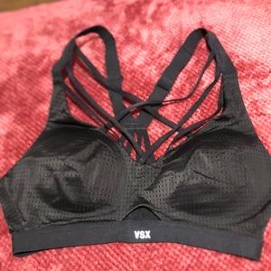 VICTORIAS SECRET VSX SPORT BRA
